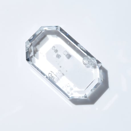 【自社研磨カット】フローライトインクォーツ Fluorite in Quartz 008