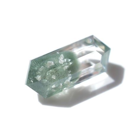 【自社研磨】クローライトインクォーツ Chlorite in Quartz 001