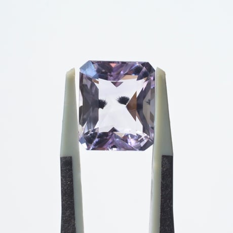 ロマネサイト/ホランダイトインアメシスト Romanechite/Hollandite in Amethyst N012