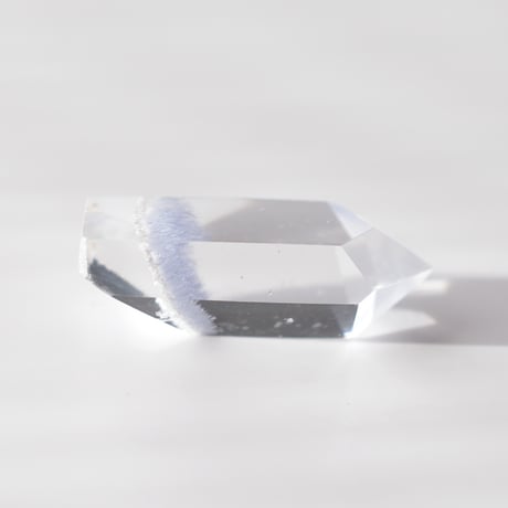 デュモルチェライトインクォーツ Dumortierite in Quartz 002