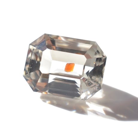 【自社研磨カット】ガーネットインクォーツ Garnet in Quartz 001