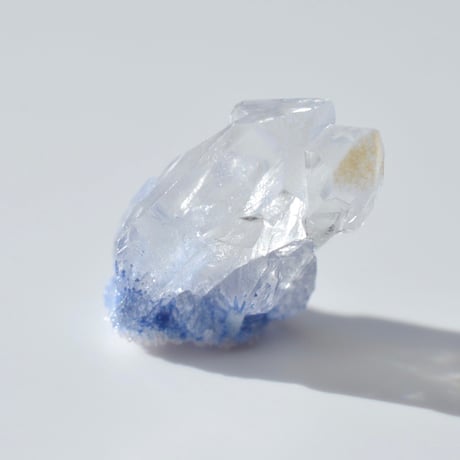 デュモルチェライトインクォーツ原石 Dumortierite in Quartz 025