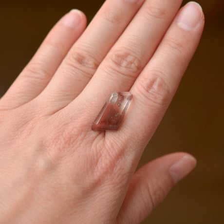アンフィボールインクォーツ Amphibole in Quartz N032