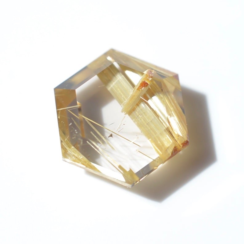 【セレクト品】ルチルクォーツ(フリーカット)70ミリ セレクト品】ルチルクォーツ(フリーカット)70ミリ