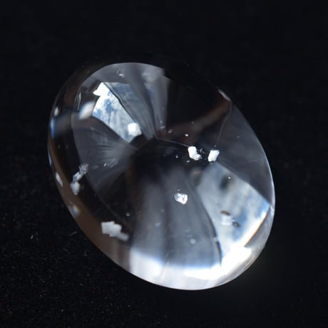 【自社研磨】プレナイトインクォーツ Prehnite in Quartz 001