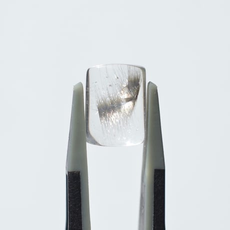 ブルッカイトインクォーツ Brookite in Quartz N010