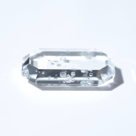 【自社研磨カット】フローライトインクォーツ Fluorite in Quartz 008