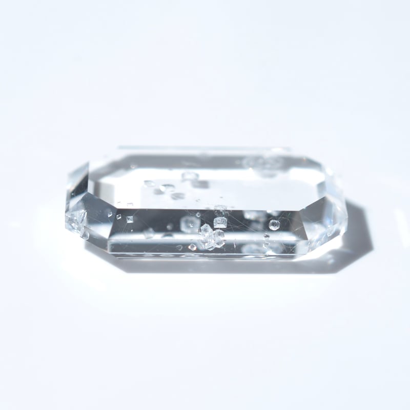 自社研磨カット】フローライトインクォーツ Fluorite in Quartz 008 |