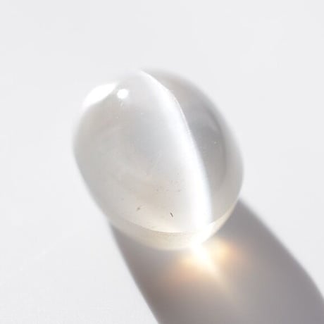 シリマナイトキャッツアイ Sillimanite Cat's Eye 001