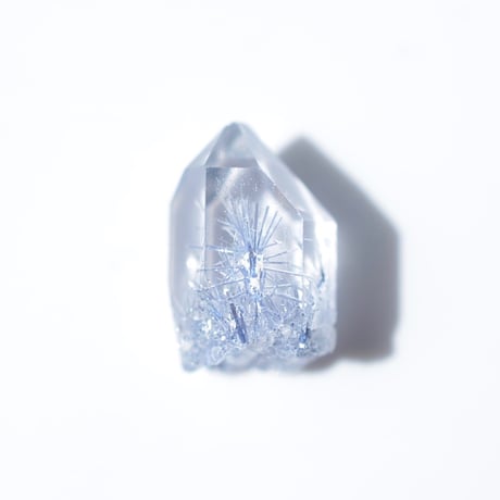 デュモルチェライトインクォーツ Dumortierite in Quartz N034
