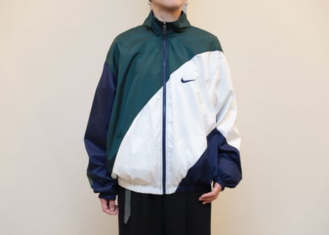 90s NIKE nylon jacket