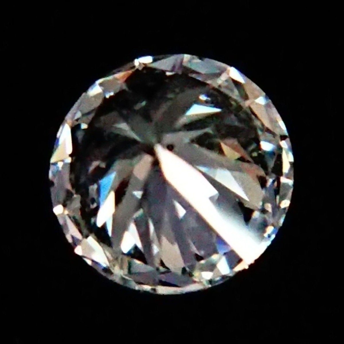 検討させて頂きますダイヤモンドルース0.304ct