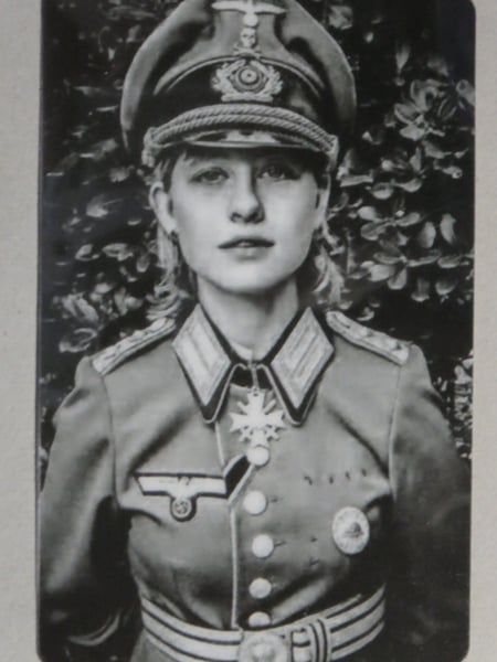 ナチスドイツ『女性兵士』B カード ヒトラー | BARBAROSSA