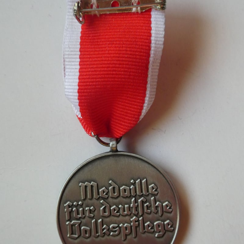 勲章赤十字 銀本章　4個まとめロット 勲章赤十字 銀本章 4個まとめロット - メルカリ