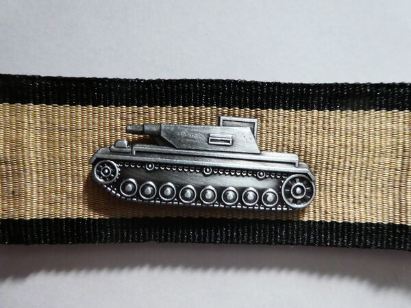 ＢＷドイツ軍/連邦軍＊１９５７年制定＊戦車撃破章ＧＯＬＤ章（実物） BWドイツ軍/連邦軍＊1957年制定＊戦車撃破章GOLD章（実物