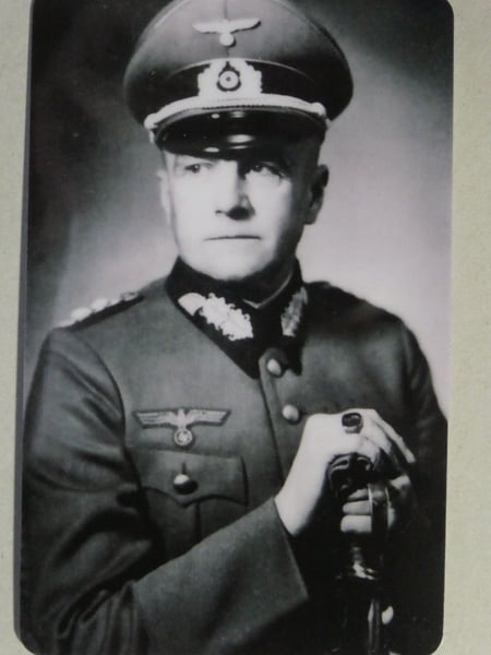 ナチス・ドイツ軍ブラウヒッチュ元帥直筆サイン ナチスドイツ『ブラウヒッチュ』A カード ヒトラー | BARBAROSSA