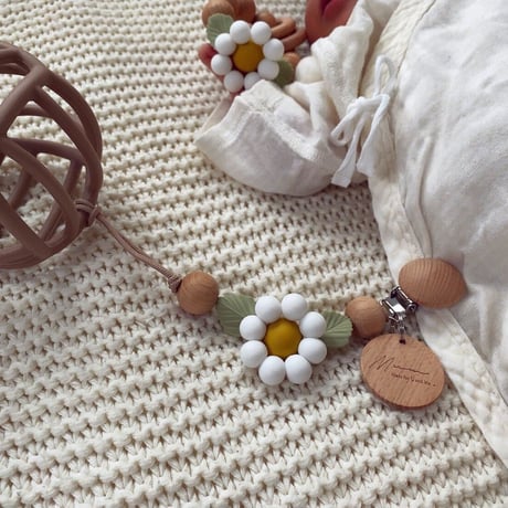ohana  chamomile pacifier /toy clip