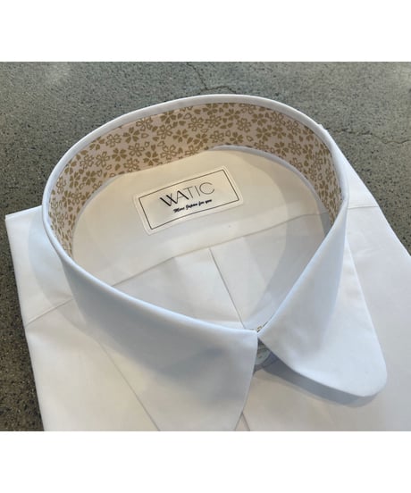 WA-GARA Neck White SHIRT