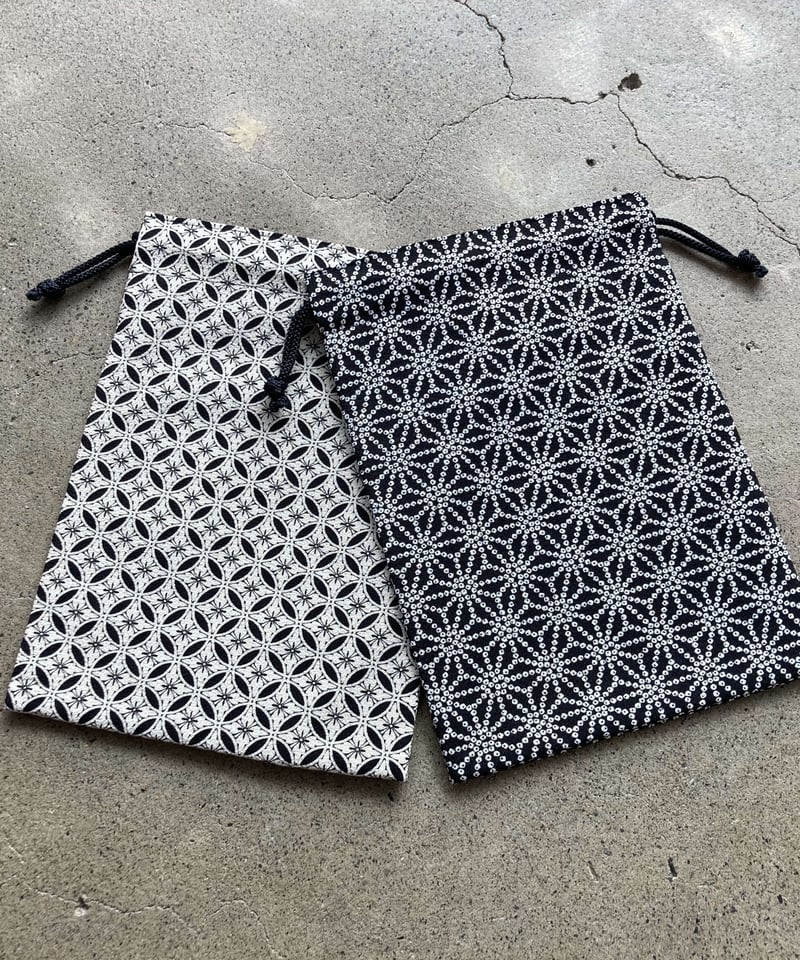 Select】WA Kinchaku Pouch | WATIC