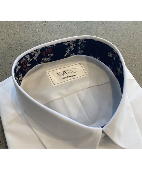 WA-GARA Neck White SHIRT