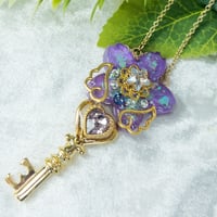 Lara Cerasus key