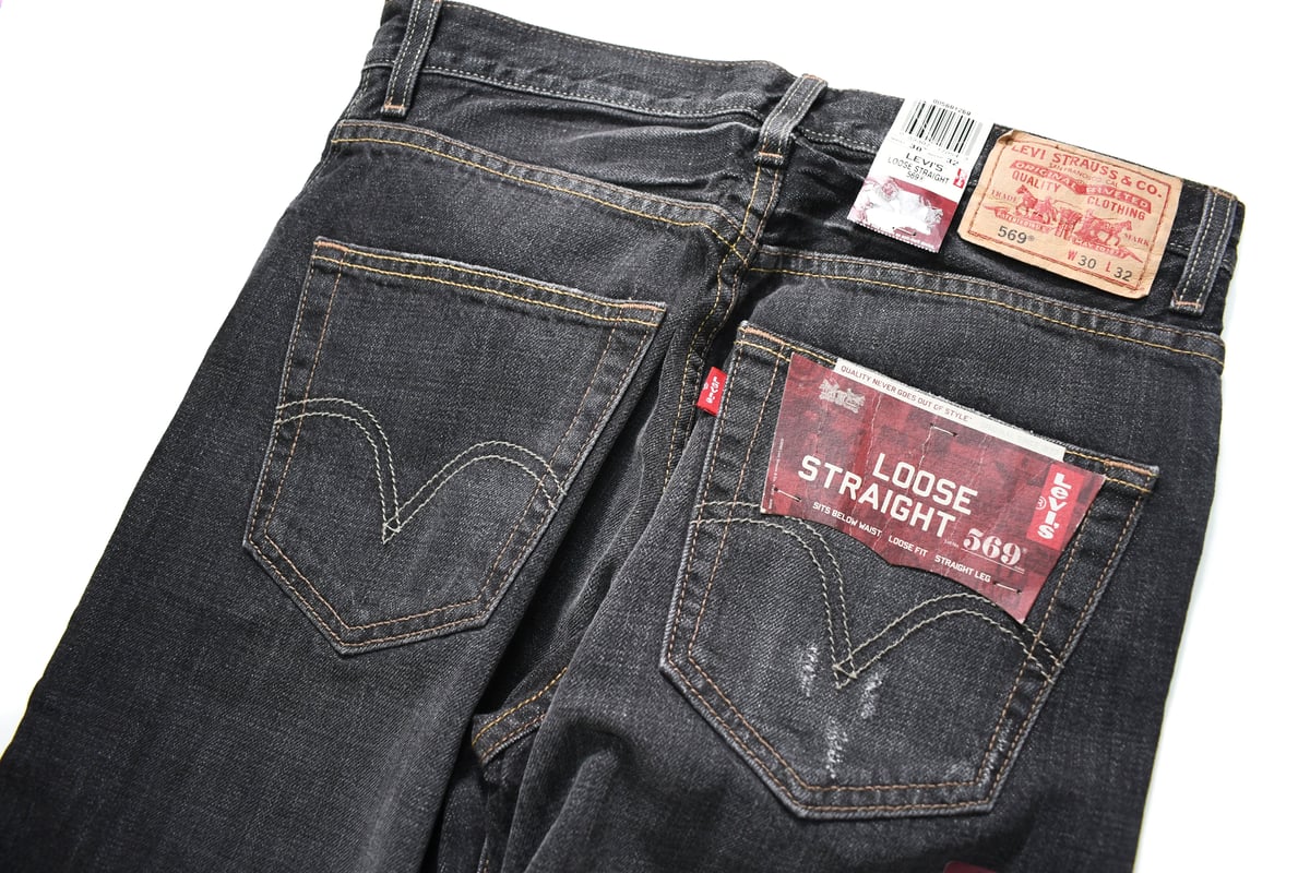 Deadstock Levi's 569 Denim Pants #1269 | COUNTER Deadstock Levi's 569 Denim Pants #1269 | COUNTER