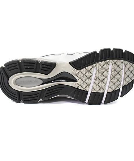 New Balance U990GR4