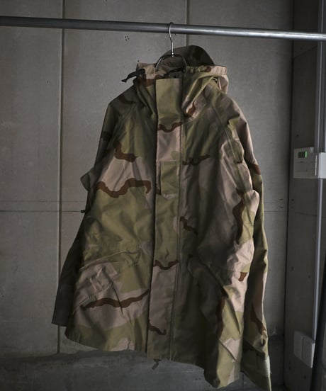 Deadstock Us Army ECWCS Gen1 GORE-TEX Parka 3C Desert Camo