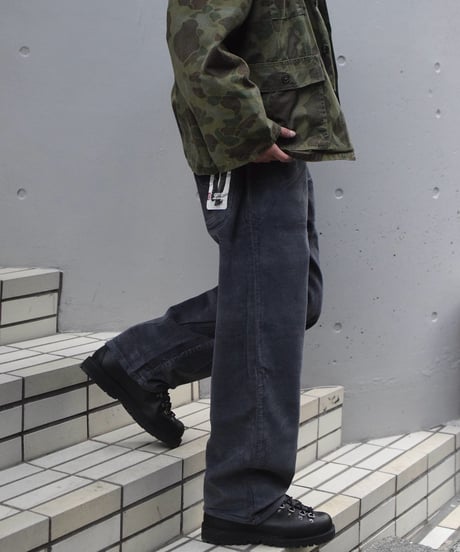 Deadstock Levi’s 569 Corduroy Pants Charcoal