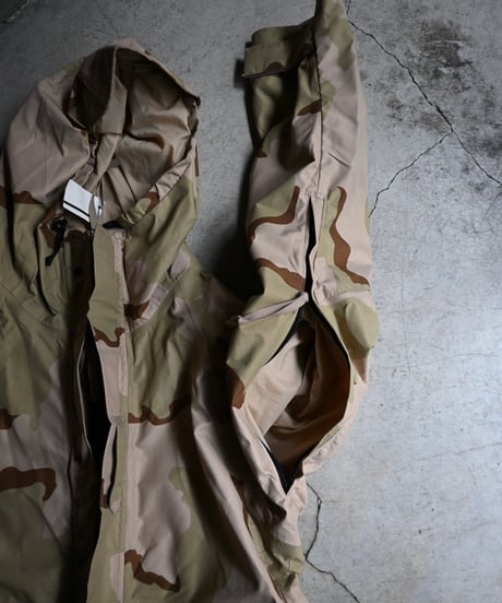Deadstock ECWCS Gen1 Gore-Tex Parka Desert Camo