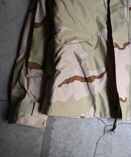 Deadstock ECWCS Gen1 Gore-Tex Parka Desert Camo