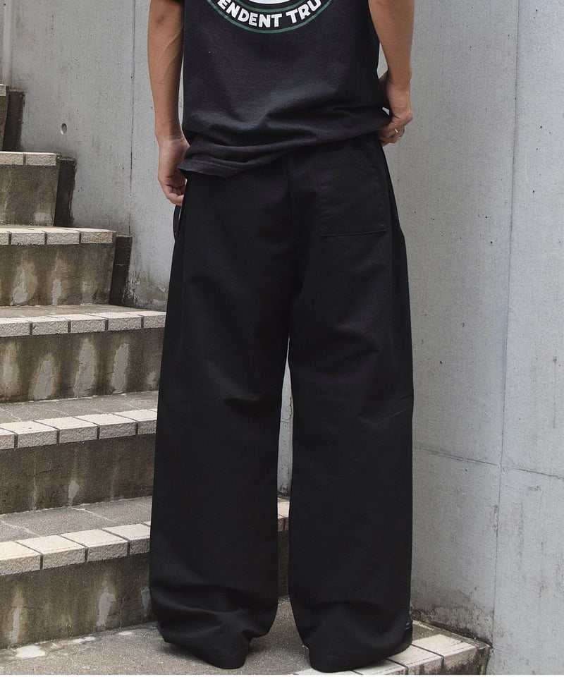 限定値下げ⭐︎【即完品】大人気！メゾンドドルチェ luxs pants black XEXYMENS XP2175G メンズ スキンライク エアドロワーズ