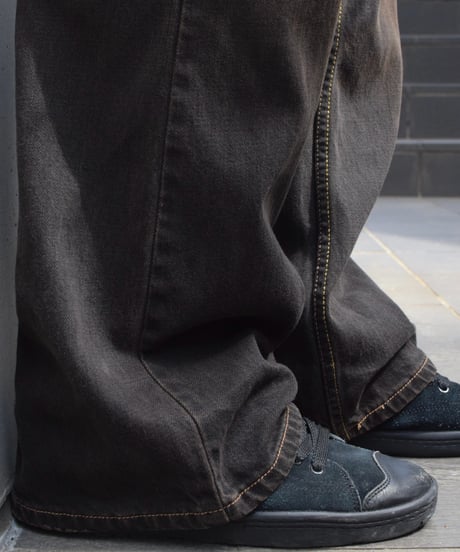 Deadstock Levi's 567 Denim Pants Loose Boot Cut Reactive Dye Brown