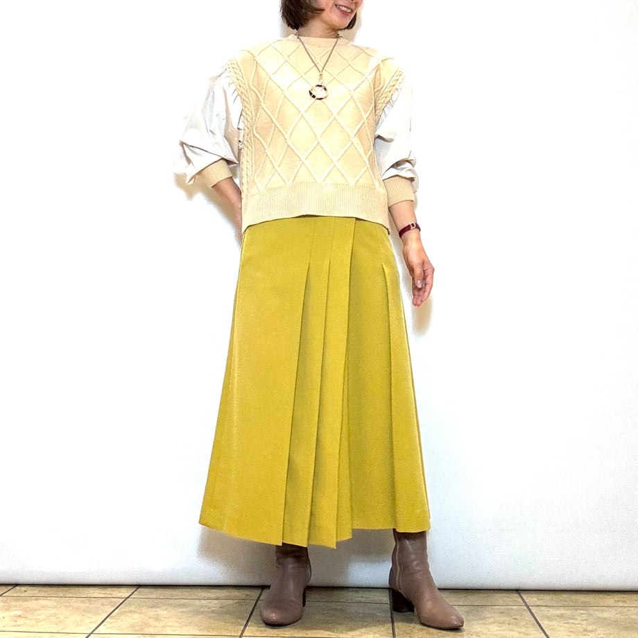 692aae2bb8793a47bb5512ab