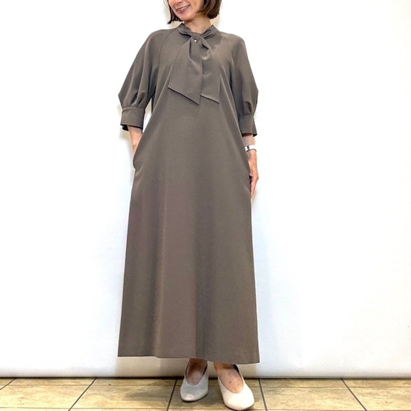 新品未使用　ブラーミン　BRAHMIN ロングワンピース　定価3万 Brahmin／ブラーミン】6分袖クロスタイワンピース | Aimant-エマン