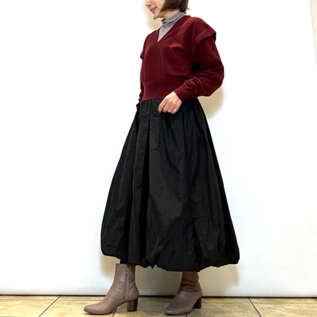 【CAFUNE／カフネ】ショルダータックVネックニット