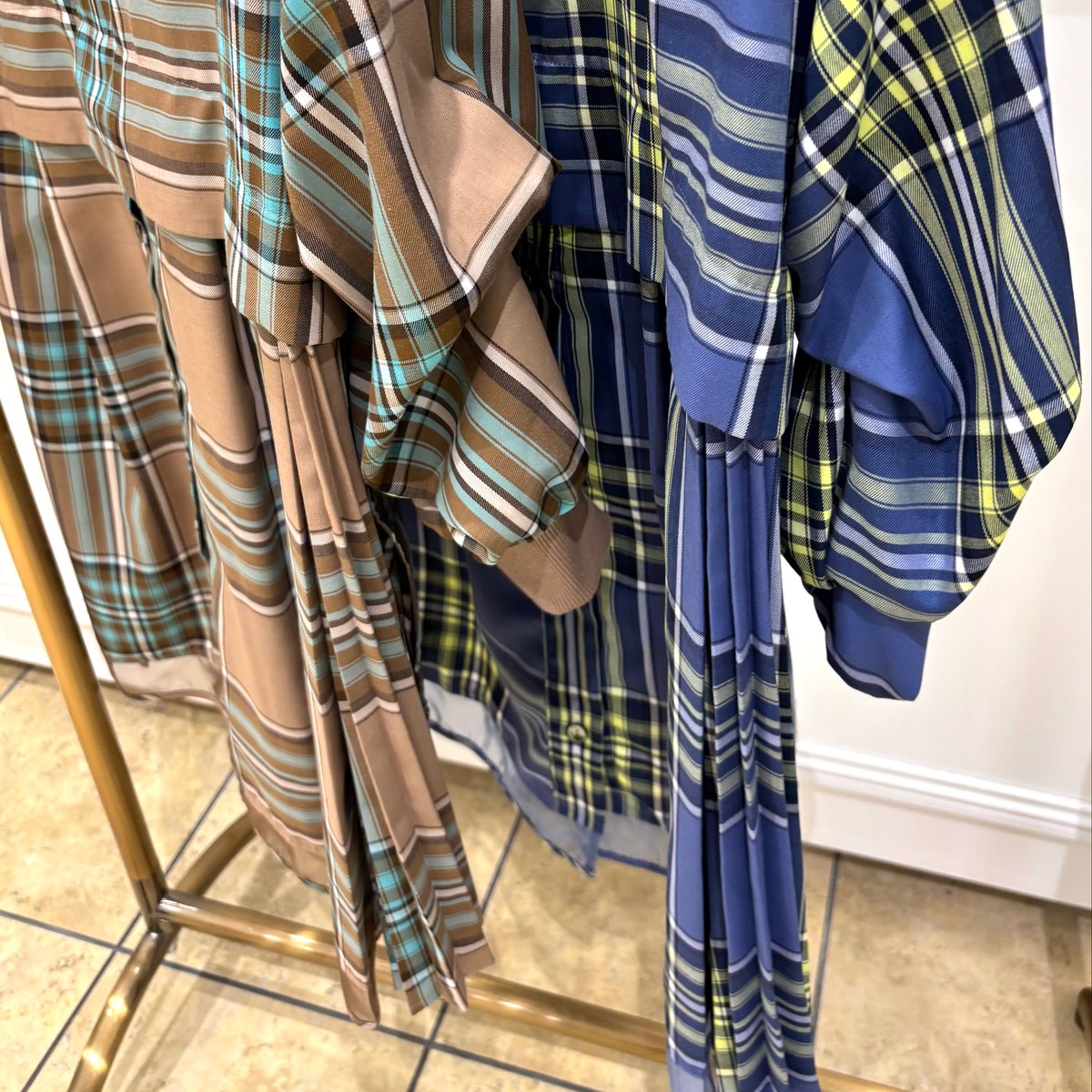 Lallia mu／ラリアムー】サイドプリーツチェックシャツ | Aimant-エマン