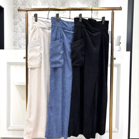 Lallia Muデニムサスペンダー サイドポケットパンツ Lallia Muデニムサスペンダー サイドポケットパンツ