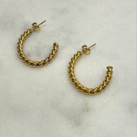 【LES CLEIAS／レ・クレアス】ツイストカーブピアス