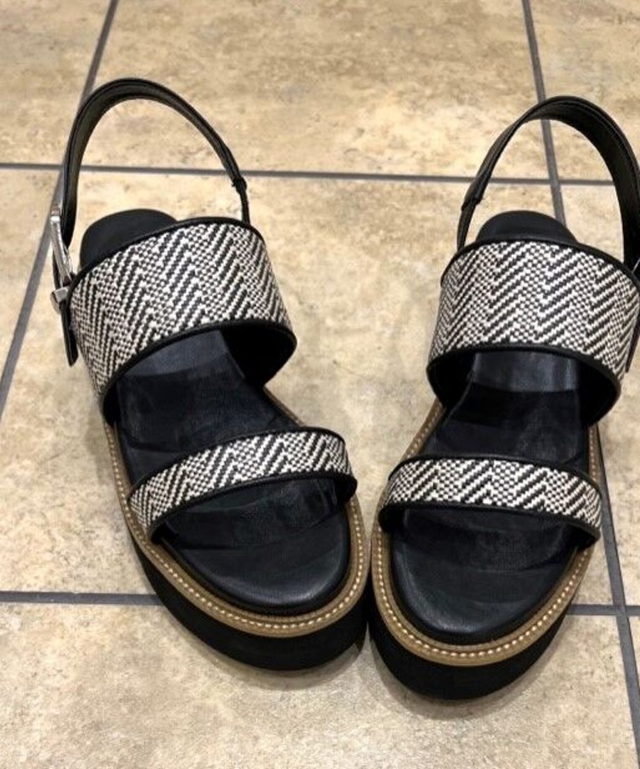 642ea8469cdd850067629feb