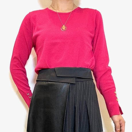 【BEATRICE／ベアトリス】袖スリットボタンベーシックニット