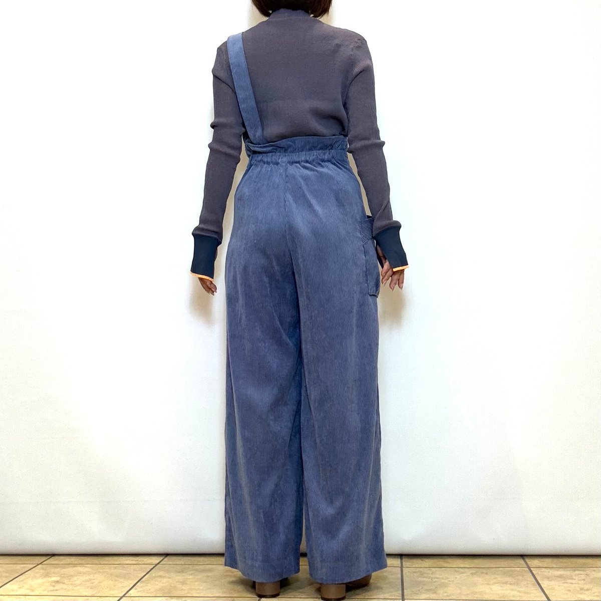 Lallia mu／ラリアムー】ワンショルダーコーデュロイパンツ | Aimant