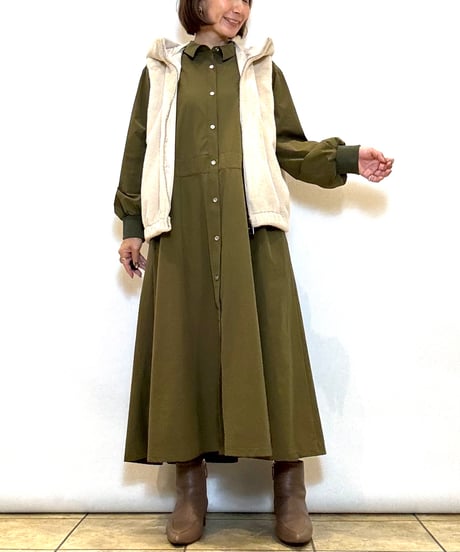 【Atelier brugge／アトリエブルージュ】シャーリングファーフーデッドベスト
