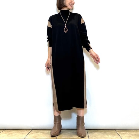 アトリエシックスセモアージュ C'EST MOI カーキートレーナー アトリエシックスセモアージュ C'EST MOI カーキートレーナー