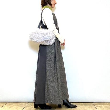 【atelier brugge／アトリエブルージュ】エコファースクエアバッグ