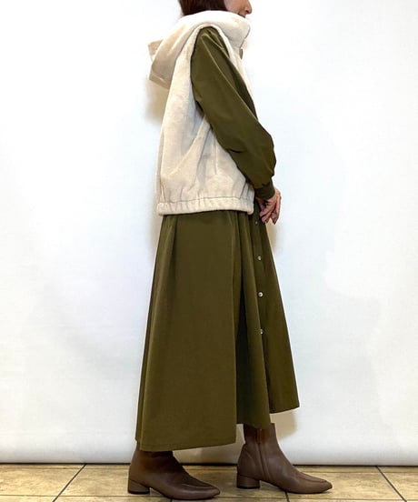 【Atelier brugge／アトリエブルージュ】シャーリングファーフーデッドベスト