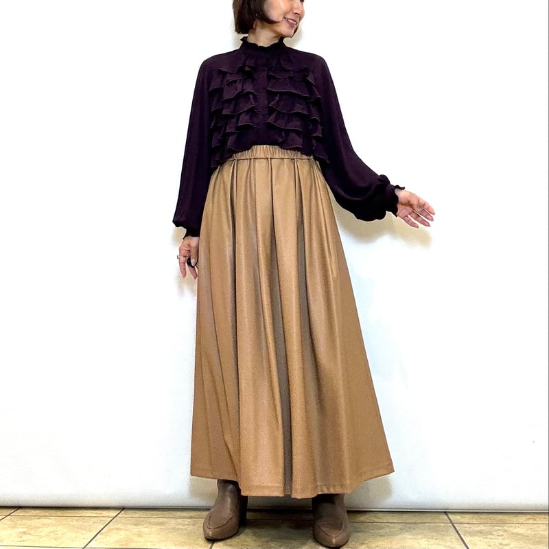 ✨新品　未使用品✨irise（イリゼ）レザーライク フレアスカート BEATRICE／ベアトリス】レザーライクギャザーフレアスカート