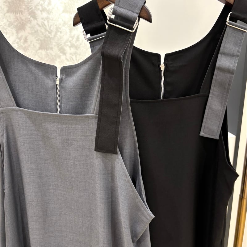 KOKIA／コキア】バイカラー切り替えフロントジップジャンパースカート