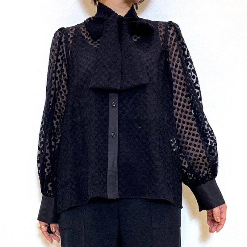 ☆新品タグ付 定価21780円 ベアトリス ボウタイ パールブラウス『38』 BEATRICE（ベアトリス） ボウタイ付き 2WAY パールボタン ブラウス