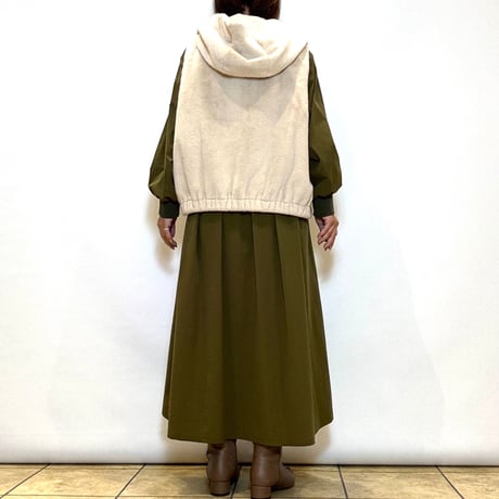 【Atelier brugge／アトリエブルージュ】シャーリングファーフーデッドベスト